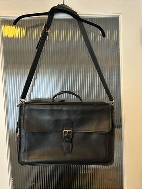 Coach Black Leather Messenger Bag Style Briefcase with Top Handle